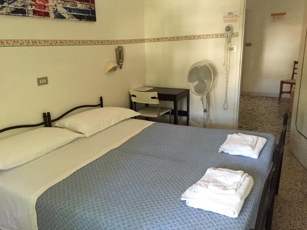 Hotel Zaghini Rimini Pokoj fotografie
