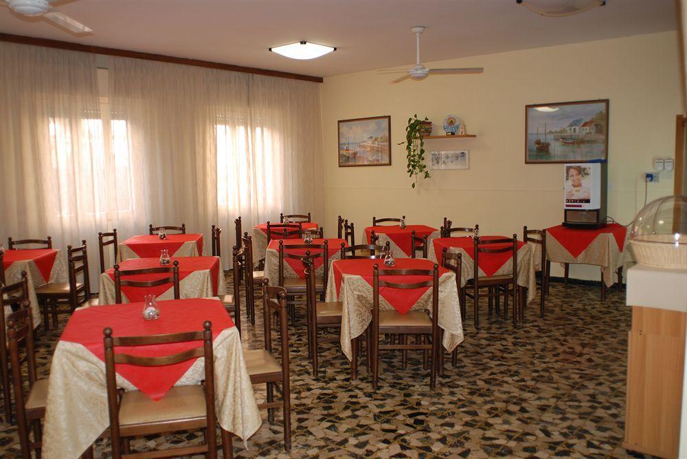Hotel Zaghini Rimini Exteriér fotografie